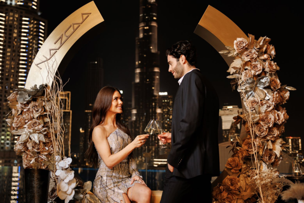 Love & Luxury: Fine Dining With Iconic Backdrop